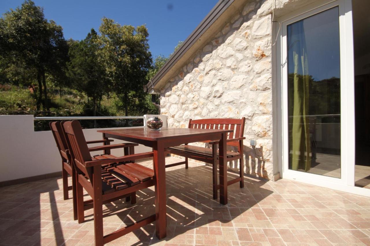 Seaside Secluded Apartments Cove Karkavac - Scedro, Hvar - 8801 Jelsa  Eksteriør bilde