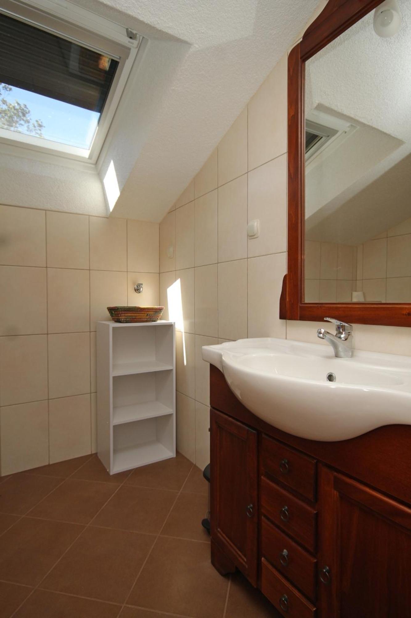 Seaside Secluded Apartments Cove Karkavac - Scedro, Hvar - 8801 Jelsa  Rom bilde